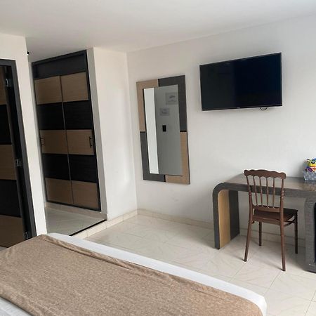 Hotel Plaza Real Ocana Bagian luar foto